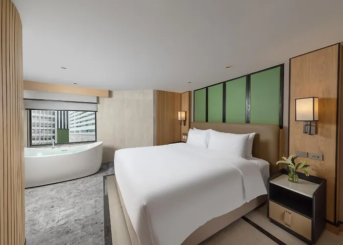 Отель Samala Sukhumvit 19 By Kingston 4*