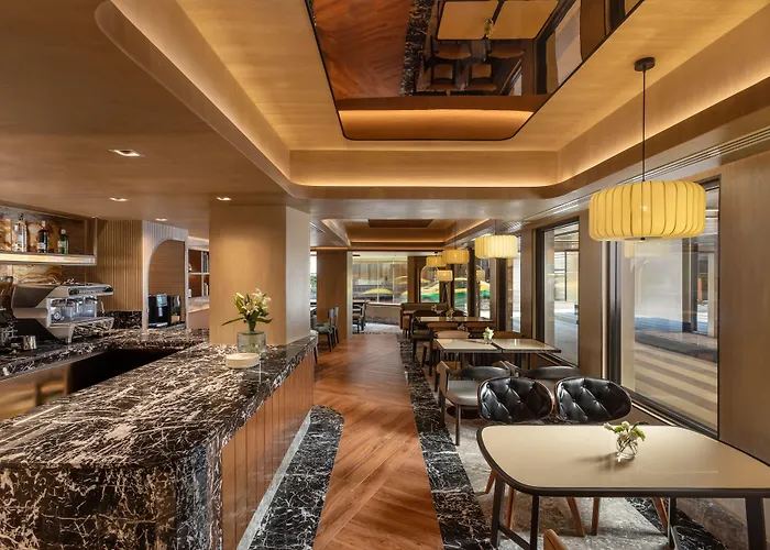 Hotel Samala Sukhumvit 19 By Kingston Bangkok